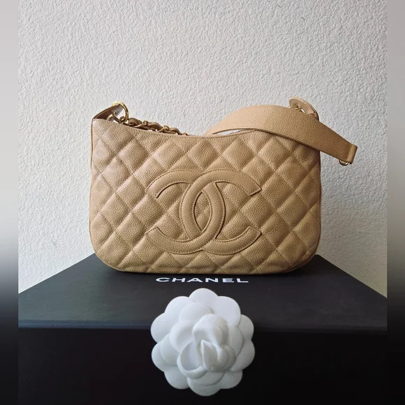 Tatiisah Is Live‼️Like & Share this listing to be notified when I go live - Picture 5 of 11